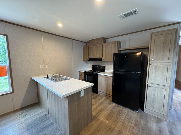 4th image of 1114 5th St SW