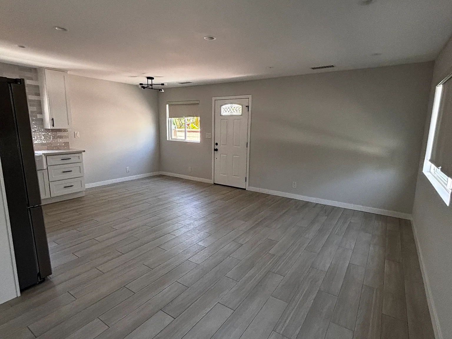 Rives Ave, Downey — Photo 3