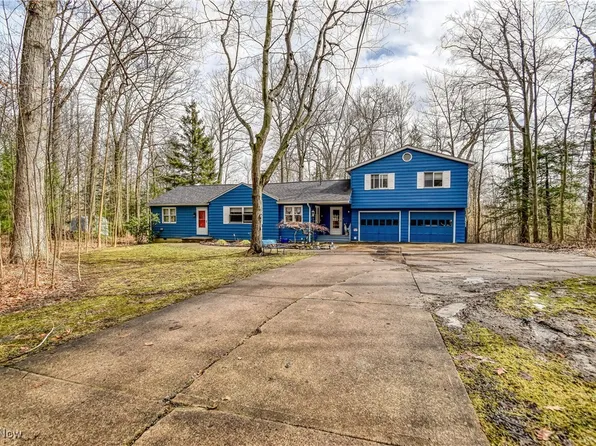 37140 Beech Hills Dr, Willoughby, OH 44094