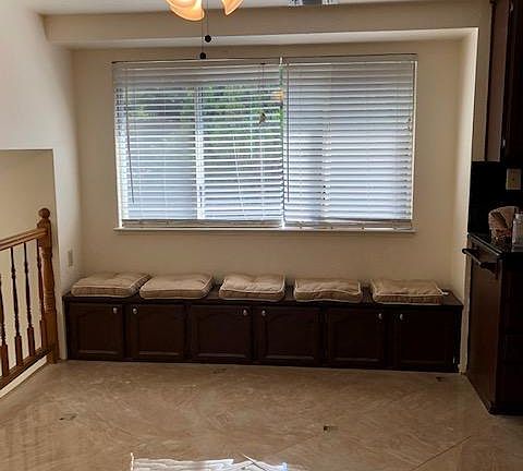 5th image of 129 Winterstein Dr