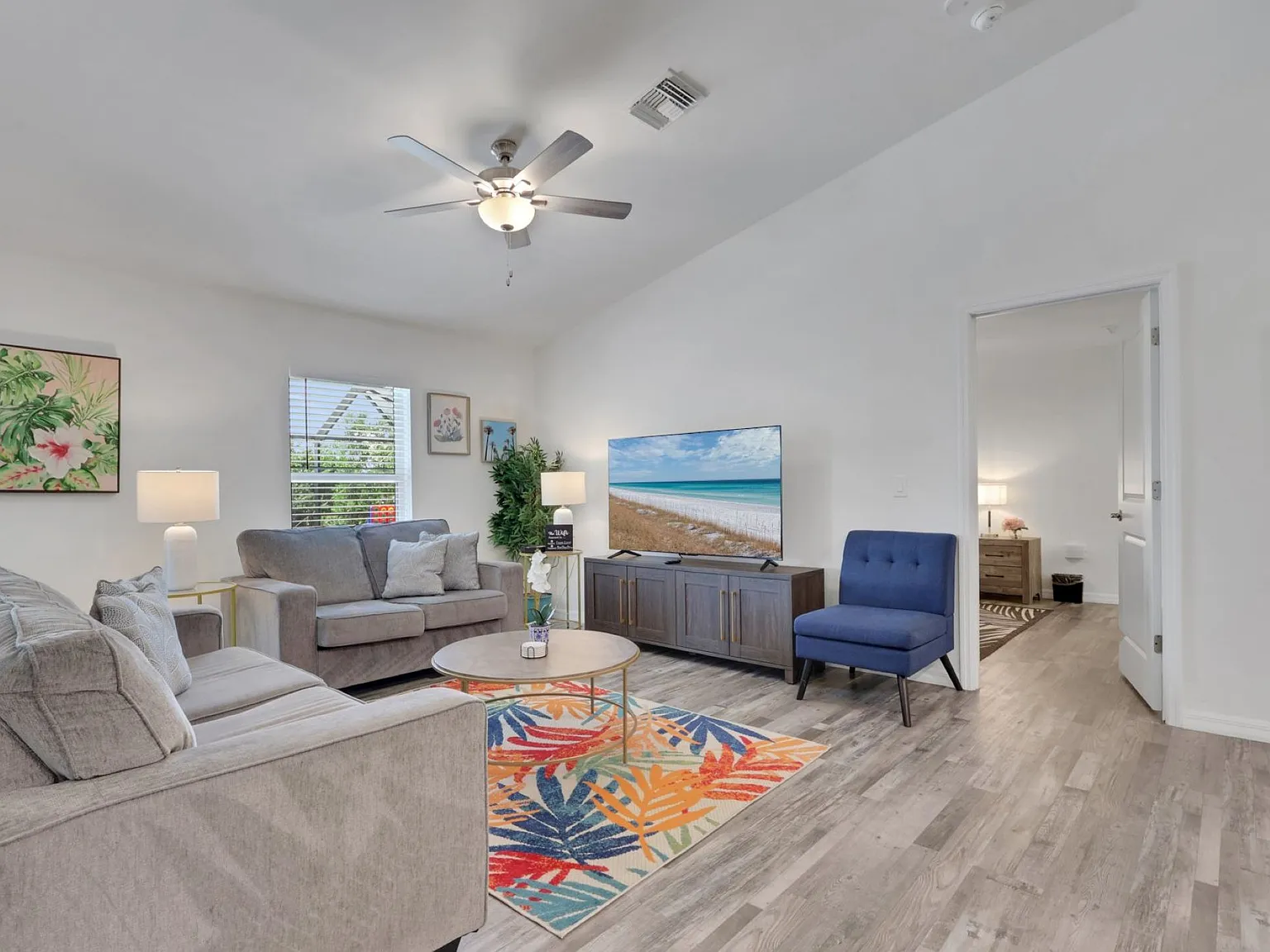 4 bed, 1767 sqft, $4,000 — Photo 2