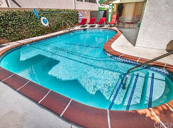 3rd image of 11645 Acama St Unit 6