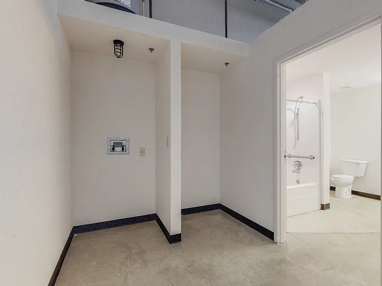Reynolds Lofts — Photo 33
