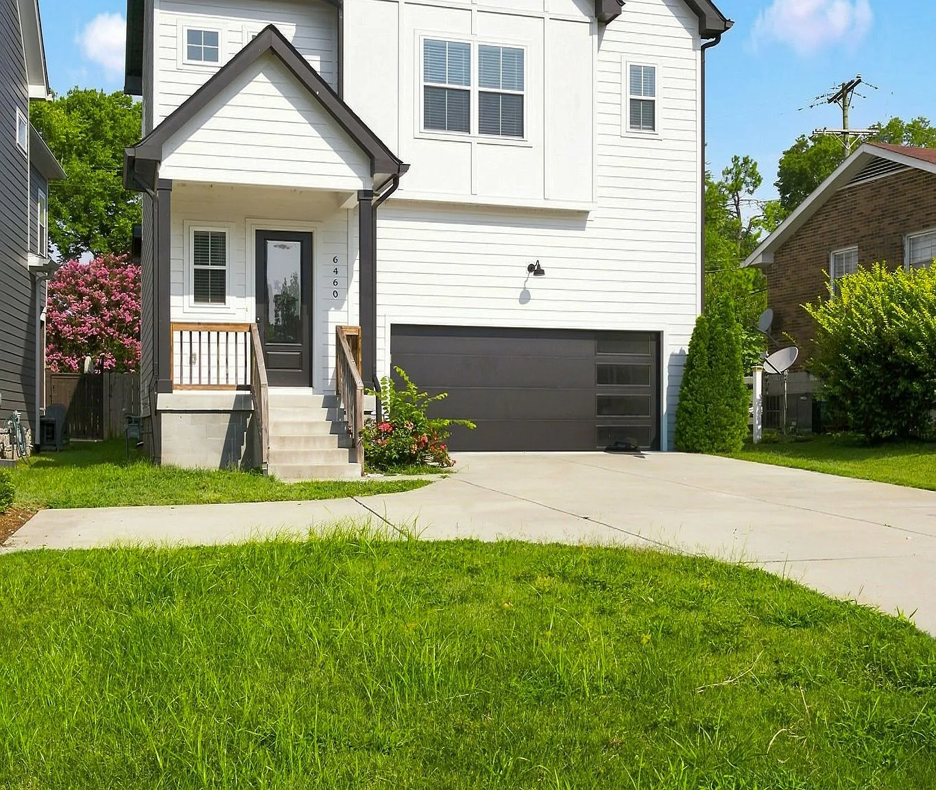 4 bed, 3.5 bath, 2210 sqft, $3,500 — Photo 2