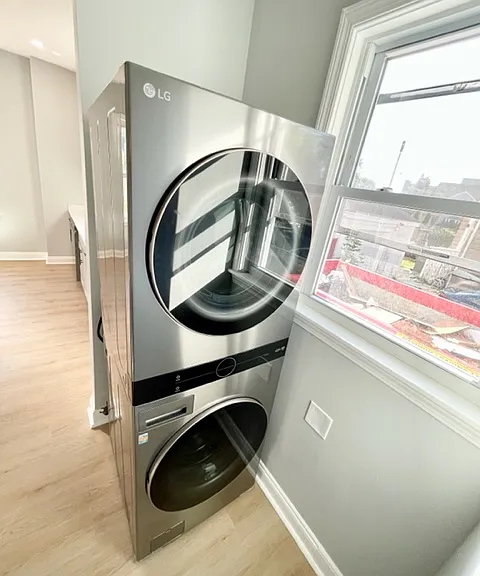38 Oneida St #2 — Photo 16