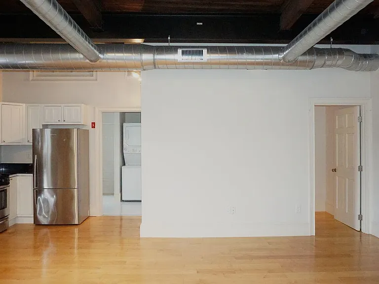 2 Ames St #2 — Photo 7