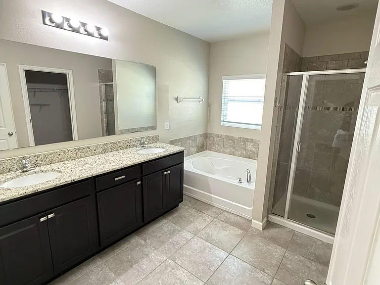 3960 Harvest Cir — Photo 13