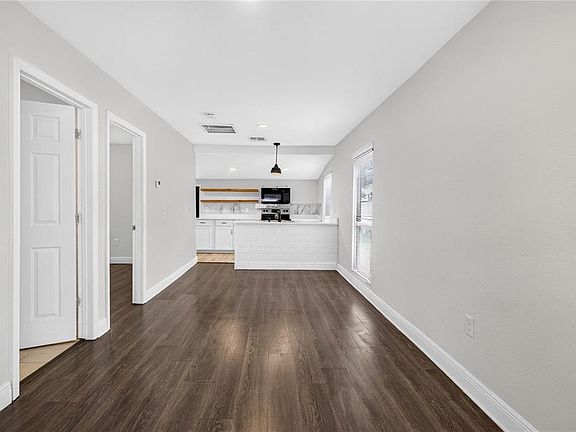 5th image of 14352 LAWRENCE STREET