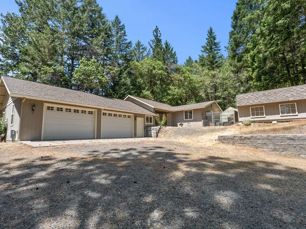 11020 N Applegate Rd, Grants Pass, OR 97527