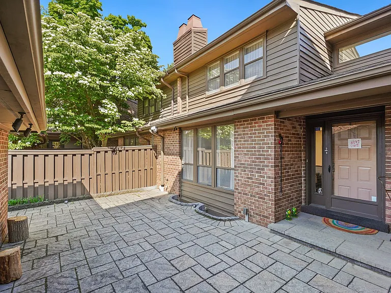 5351 Strathmore Ave — Photo 1