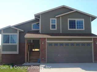 7317 Sue Ln, Colorado Springs, CO 80925
