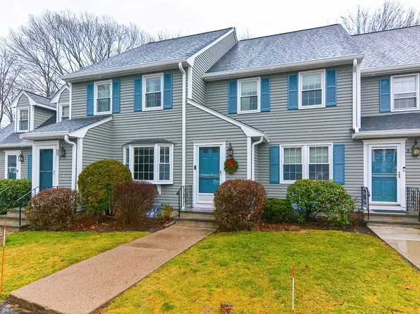 3 Washington Grn, East Walpole, MA 02032