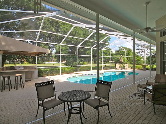 2nd image of 4403 Carrollwood Village Dr