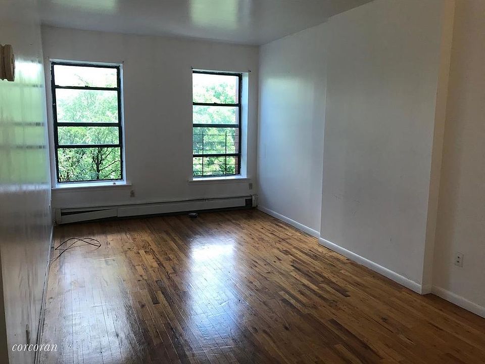 1st image of 452 Gates Ave APT 4