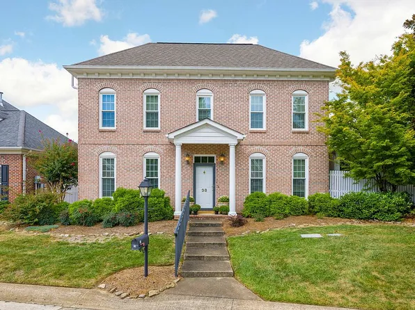 38 Oliver Ct, Signal Mountain, TN 37377