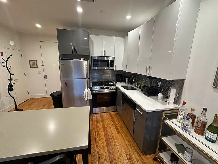 736 Washington Ave #5F — Photo 5