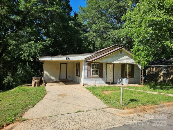 211 Putnam St, Shelby, NC 28152