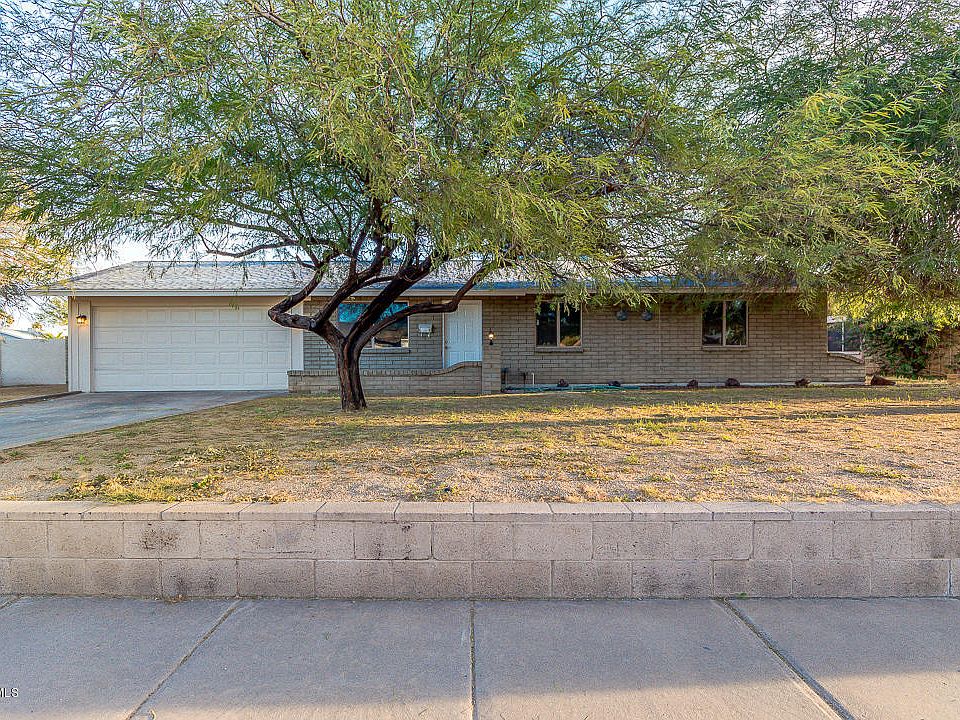 1st image of 8525 N 32nd Dr