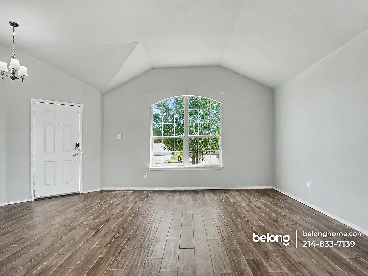 4 bed, 2.0 bath, 1956 sqft, $2,695 — Photo 4