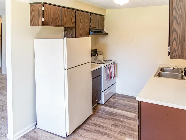 Studio Kitchen With Plank