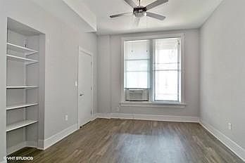 2nd image of 2140 N Halsted St #1721