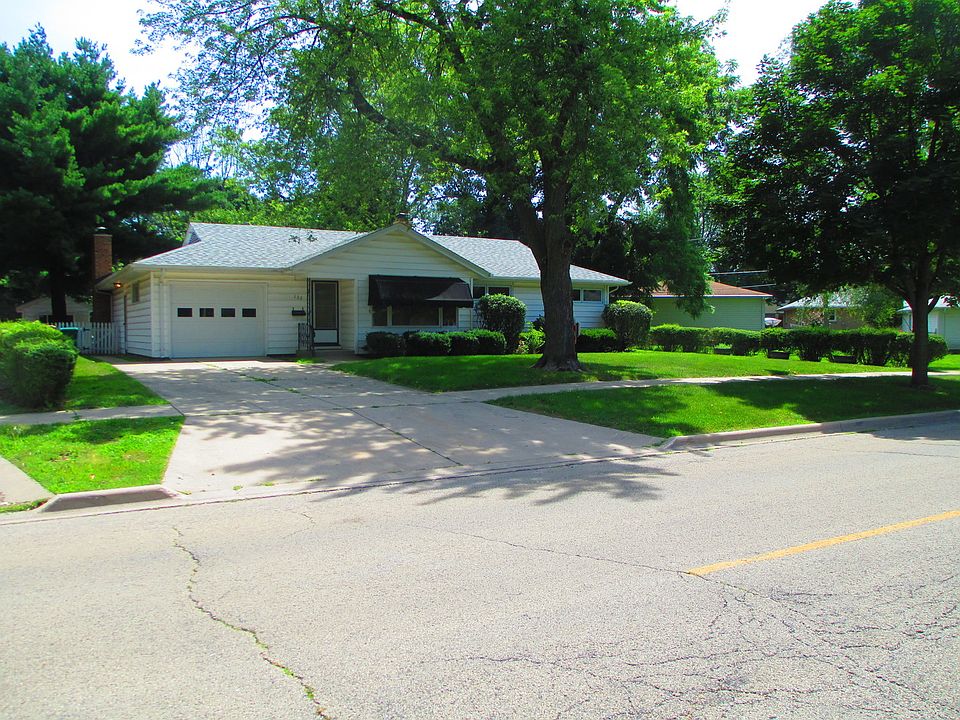1st image of 122 Wheeler Ave