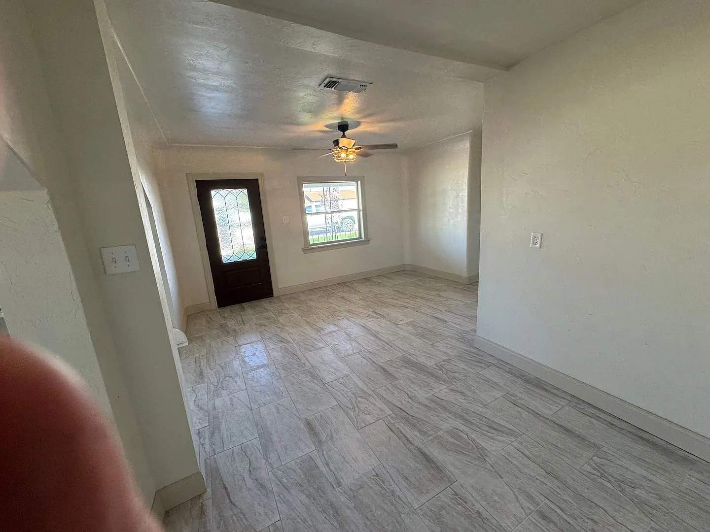 4 Bed 2 Bath Home — Photo 2