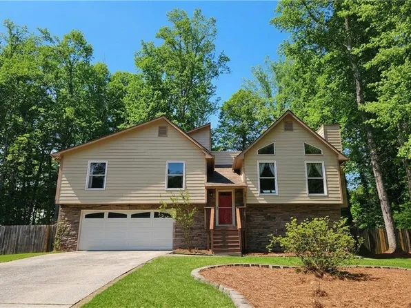 2331 Danielle Ct, Marietta, GA 30062