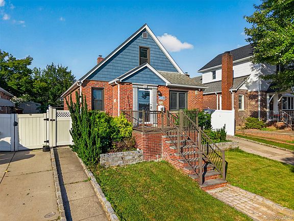 2nd image of 17019 Pidgeon Meadow Road