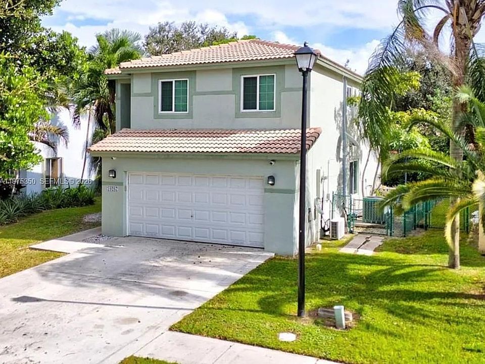 1st image of 10207 SW 20th Ct