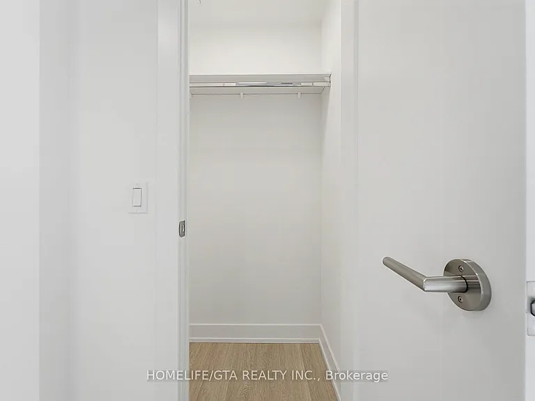 60 Central Park Dr #2413 — Photo 25