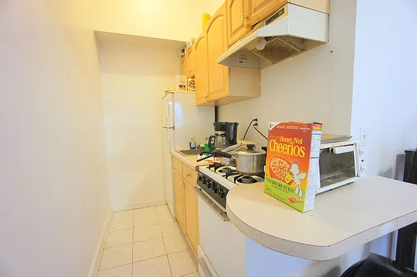 Rented by Compass | media 7