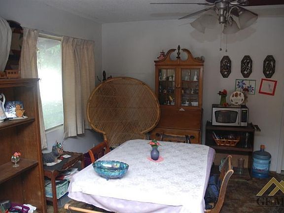 4th image of 1324 White Ln