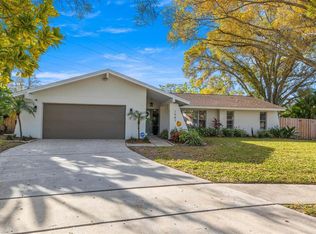 1587 Mac Charles Ct, Dunedin, FL 34698