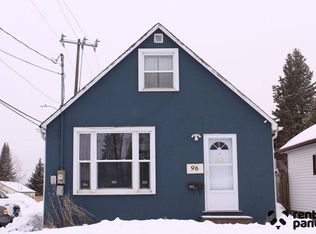 96 Melvin Ave, Thunder Bay, ON P7A7C4