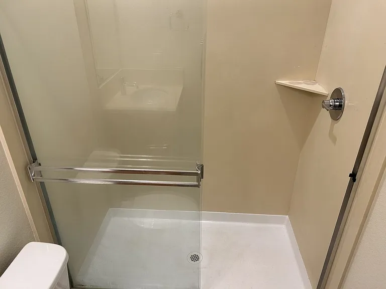 3904 Park Gardens Dr — Photo 14