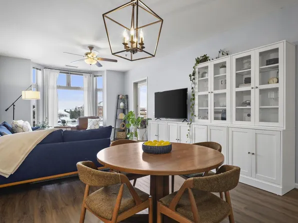 301 Harbour Town Drive #204, Madison, WI 53717