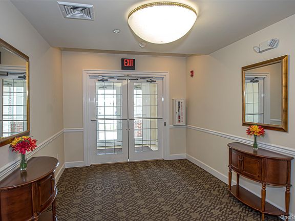 4th image of 2232 Finch Lane #2232
