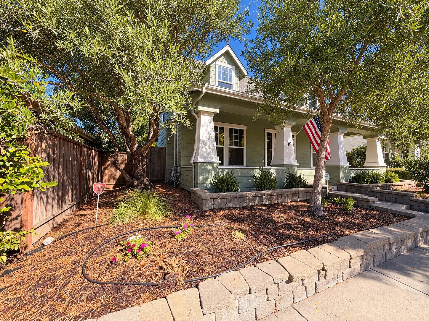 3 bed, 1779 sqft, $4,300 — Photo 1