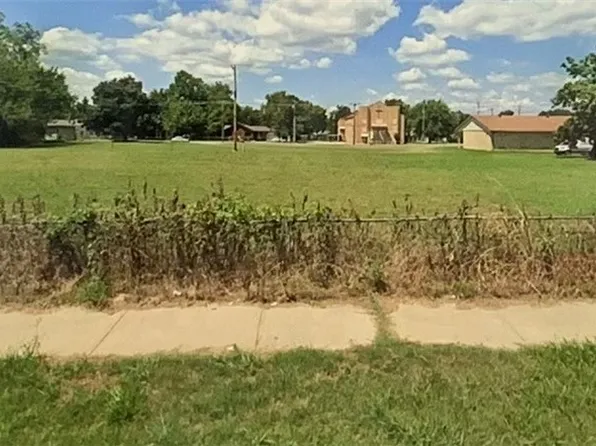 Harris Ave, Fort Smith, AR 72904