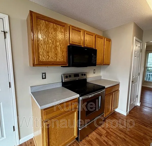 720 Cedar Mill Dr — Photo 12