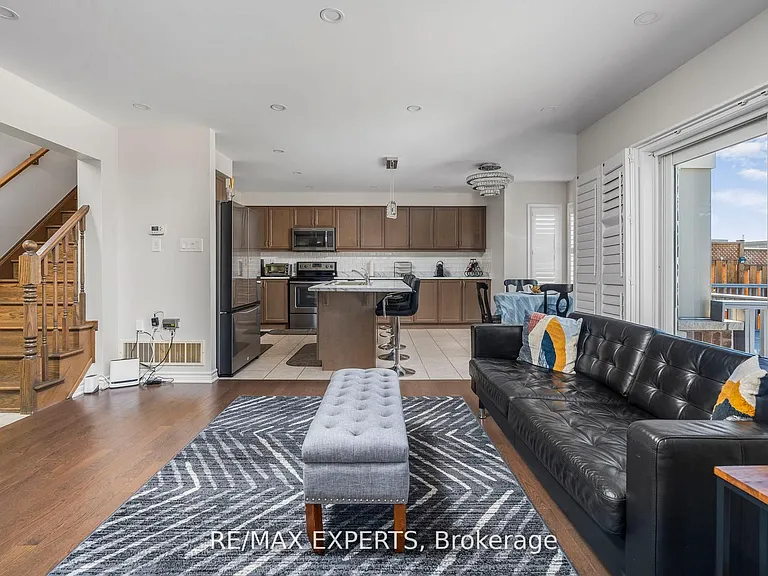 56 Donlamont Cir — Photo 14