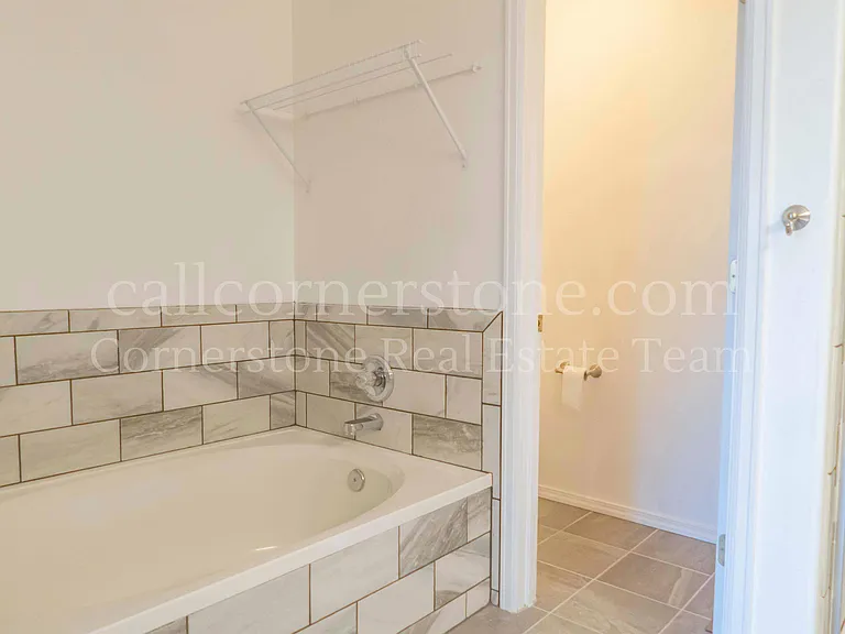 743 Descendant Dr — Photo 30