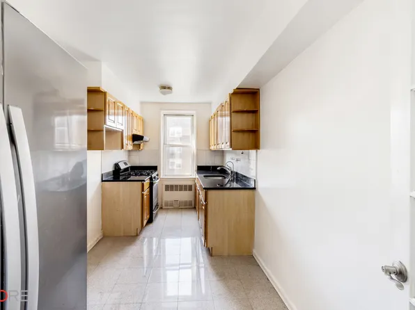 33-45 90th Street 5J image 2 of 10