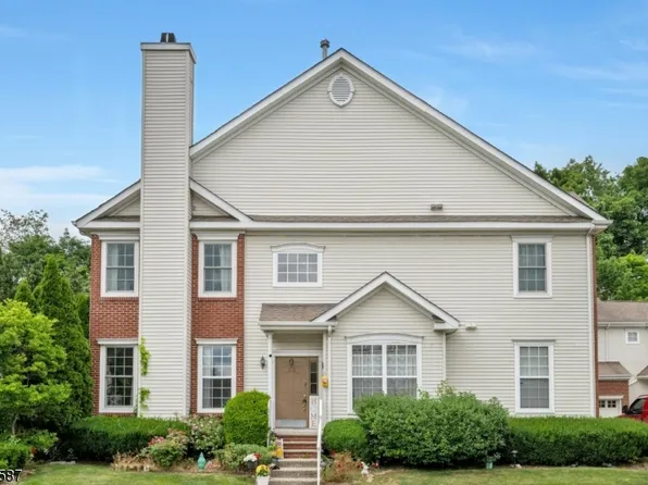 136 Gladstone Dr, Parsippany-Troy Hills Twp., NJ 07054