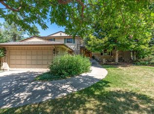7490 S Gallup St, Littleton, CO 80120