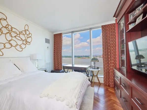 10 Little West Street image 6 of 11