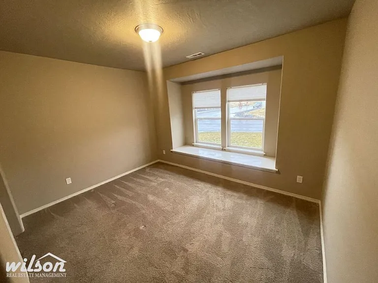 5300 Sage Way — Photo 11