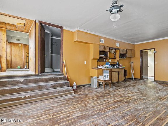 3rd image of 5206 Seaboard Ave