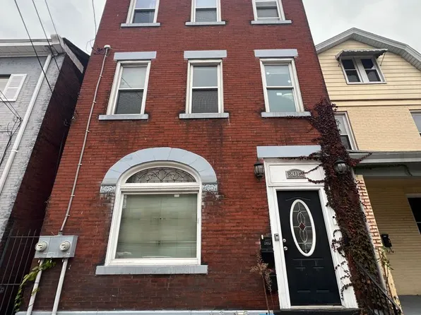 2012 Sarah Street